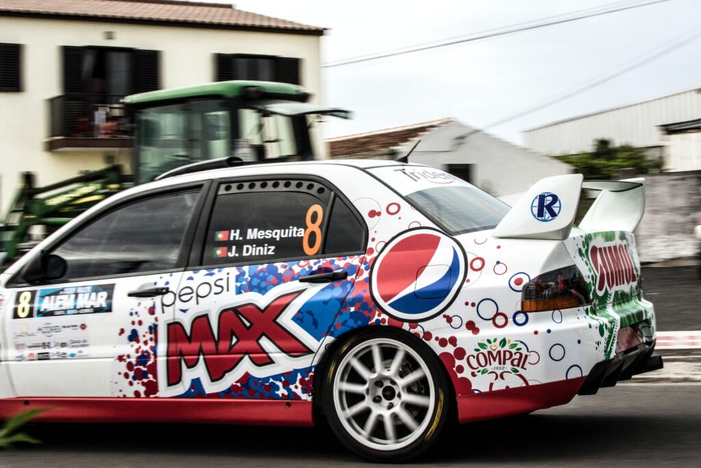 How to Get a Custom Car Wrap That Will Turn Heads